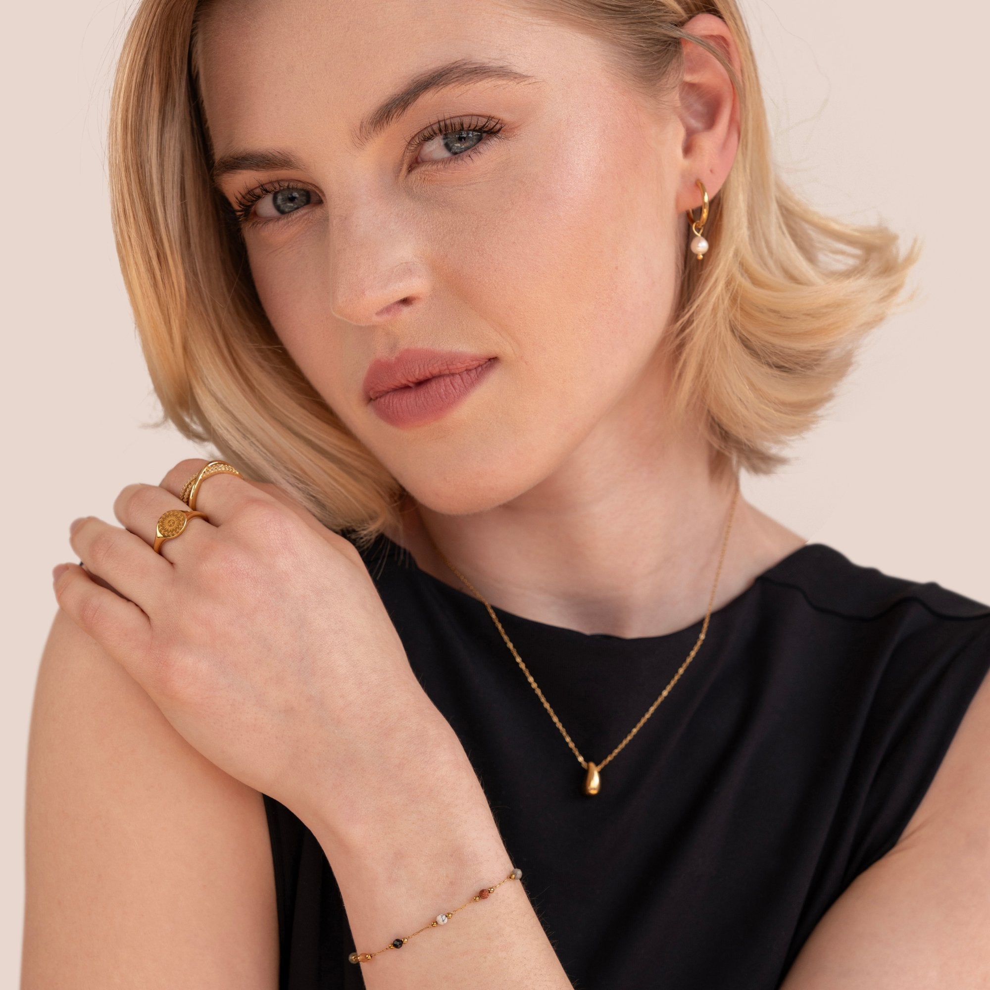 Elegante zilveren steinarmband met verfijnde details