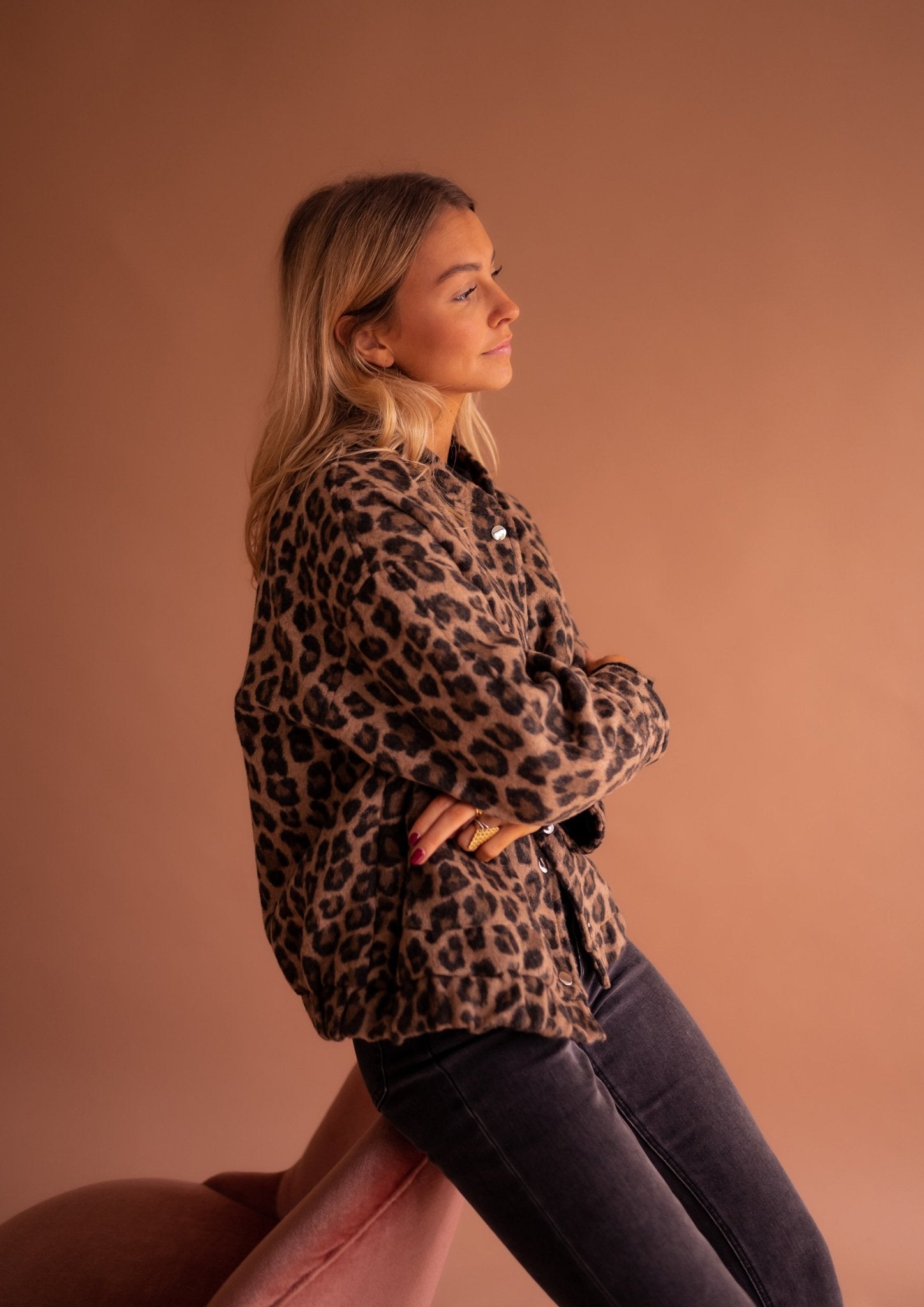 Dames Bruin Bomberjack met Luipaardprint en Comfortabele Pasvorm