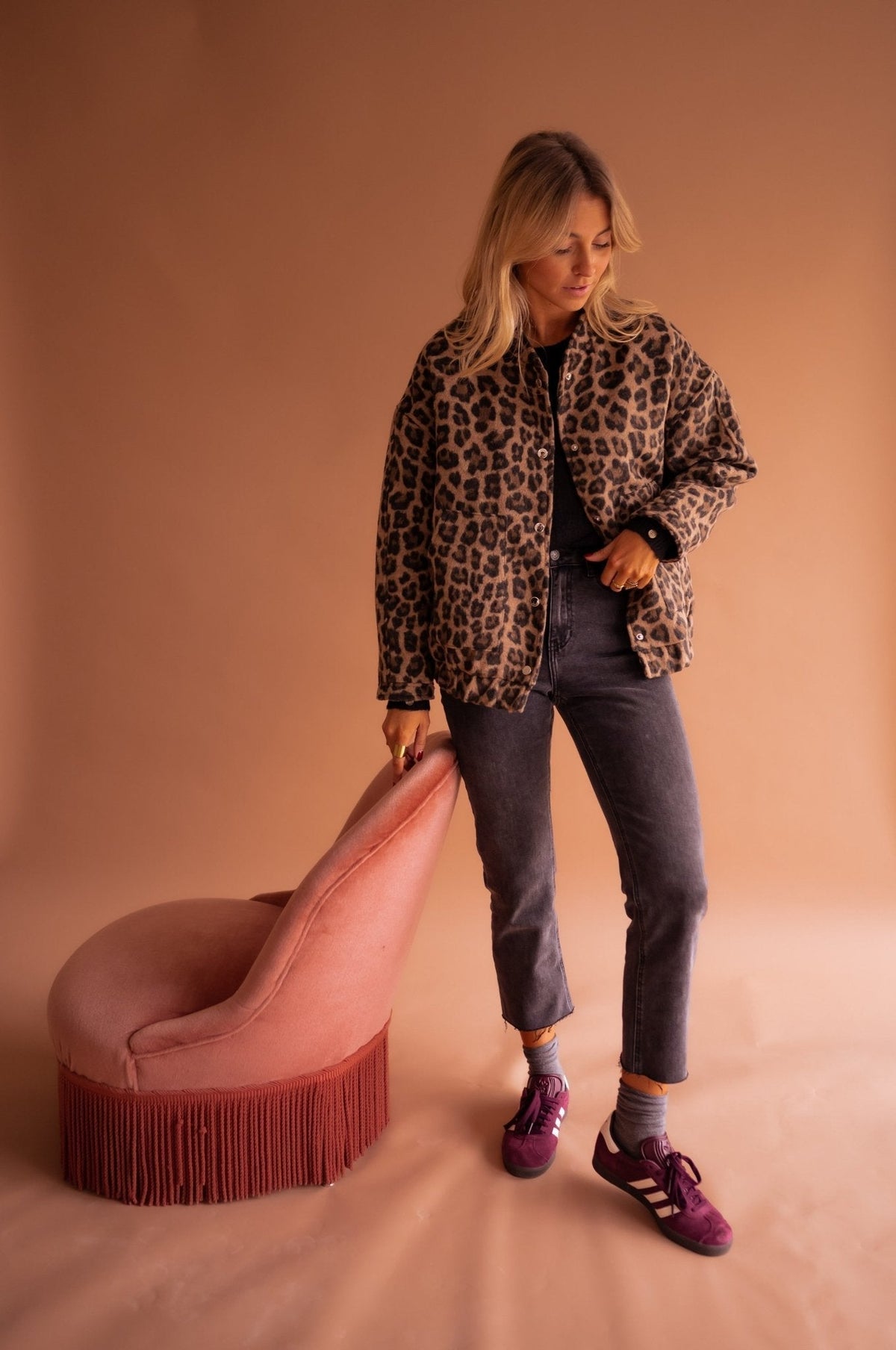 Dames Bruin Bomberjack met Luipaardprint en Comfortabele Pasvorm