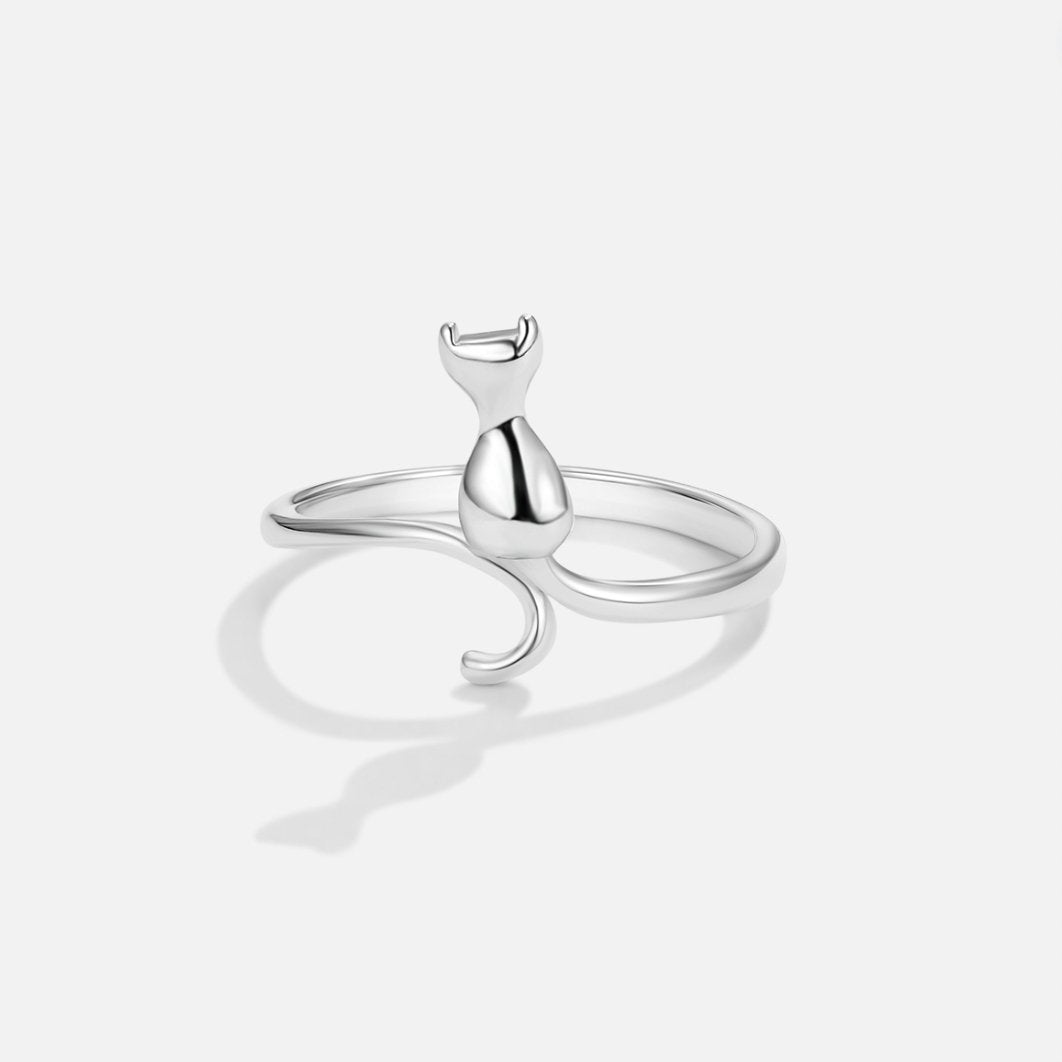Zilveren ring met een verfijnde maan