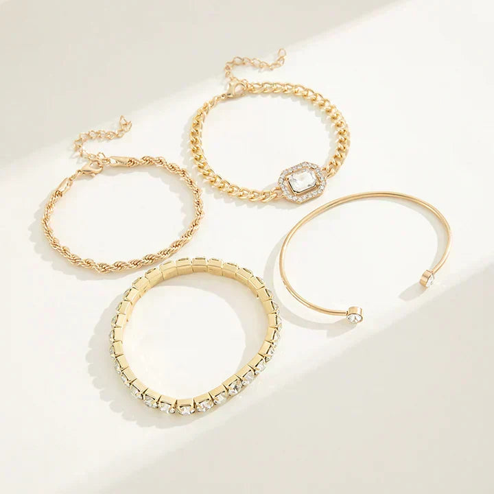 Elegante zilveren armbandset met subtiele maanvorm