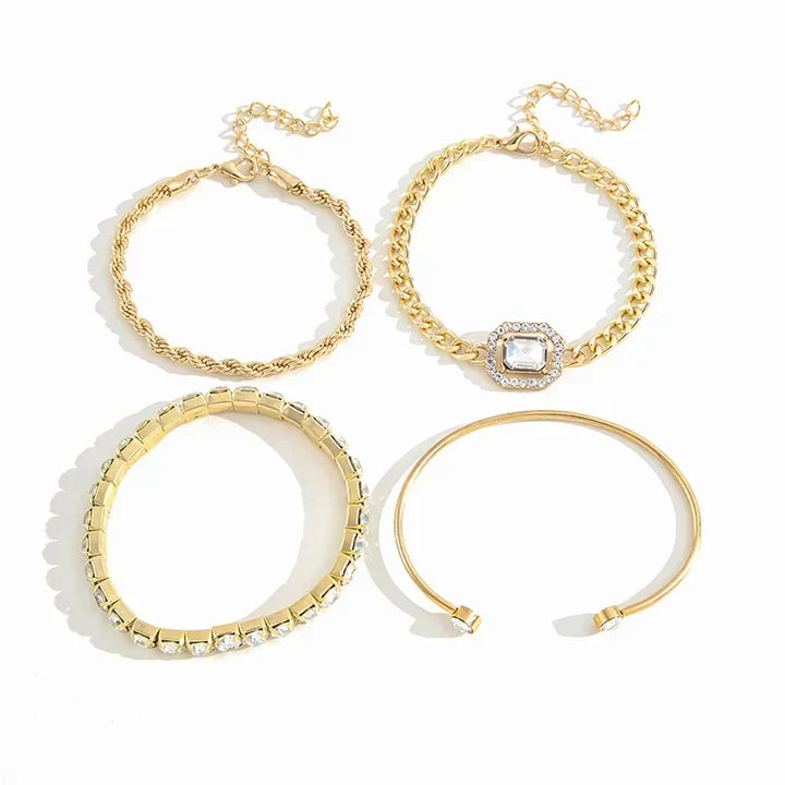 Elegante witgouden armbandset met verfijnde details